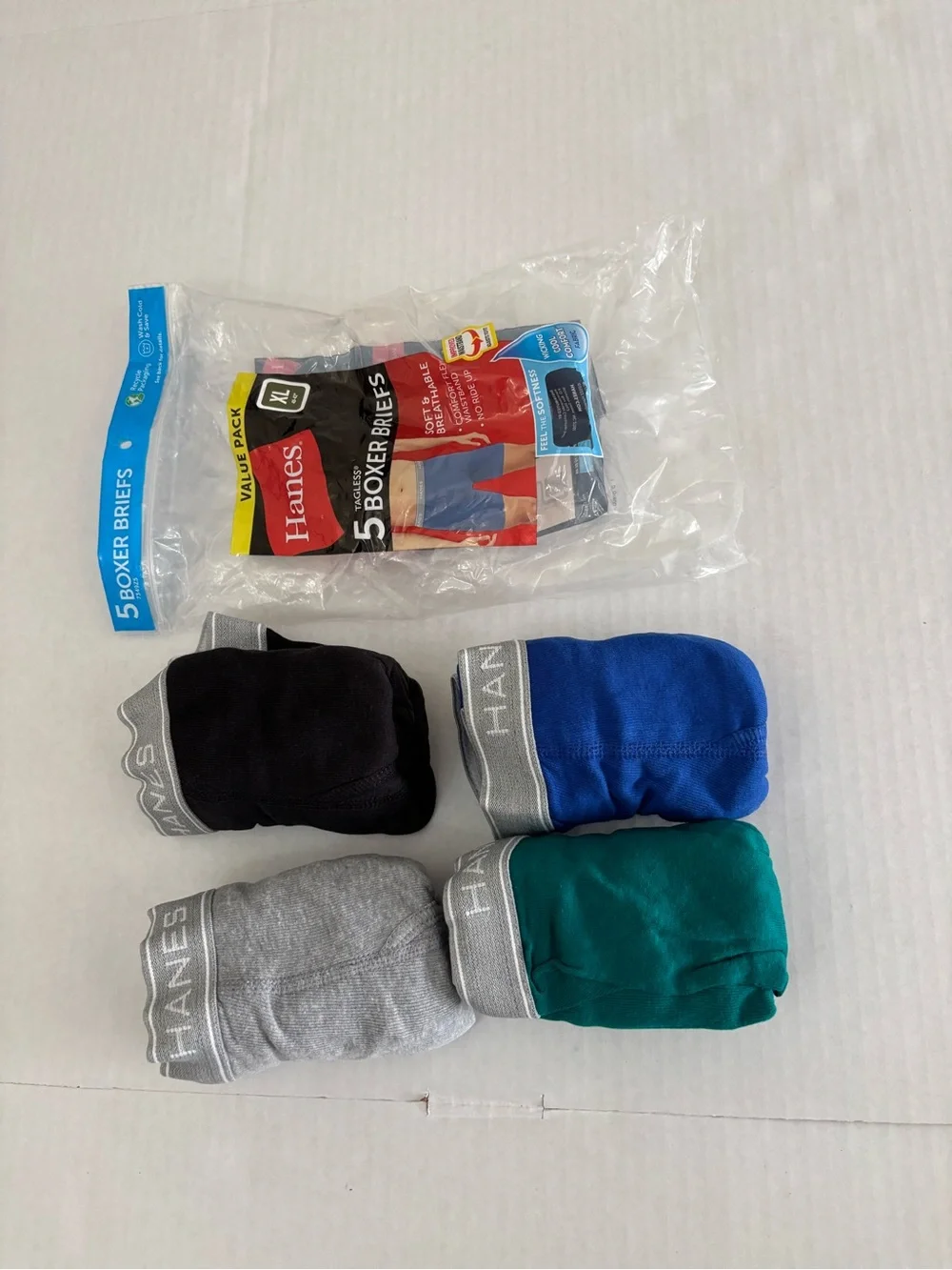 Hanes Men's  Tagless Boxer Underwear,  - 4Pack  new Open Bag XL